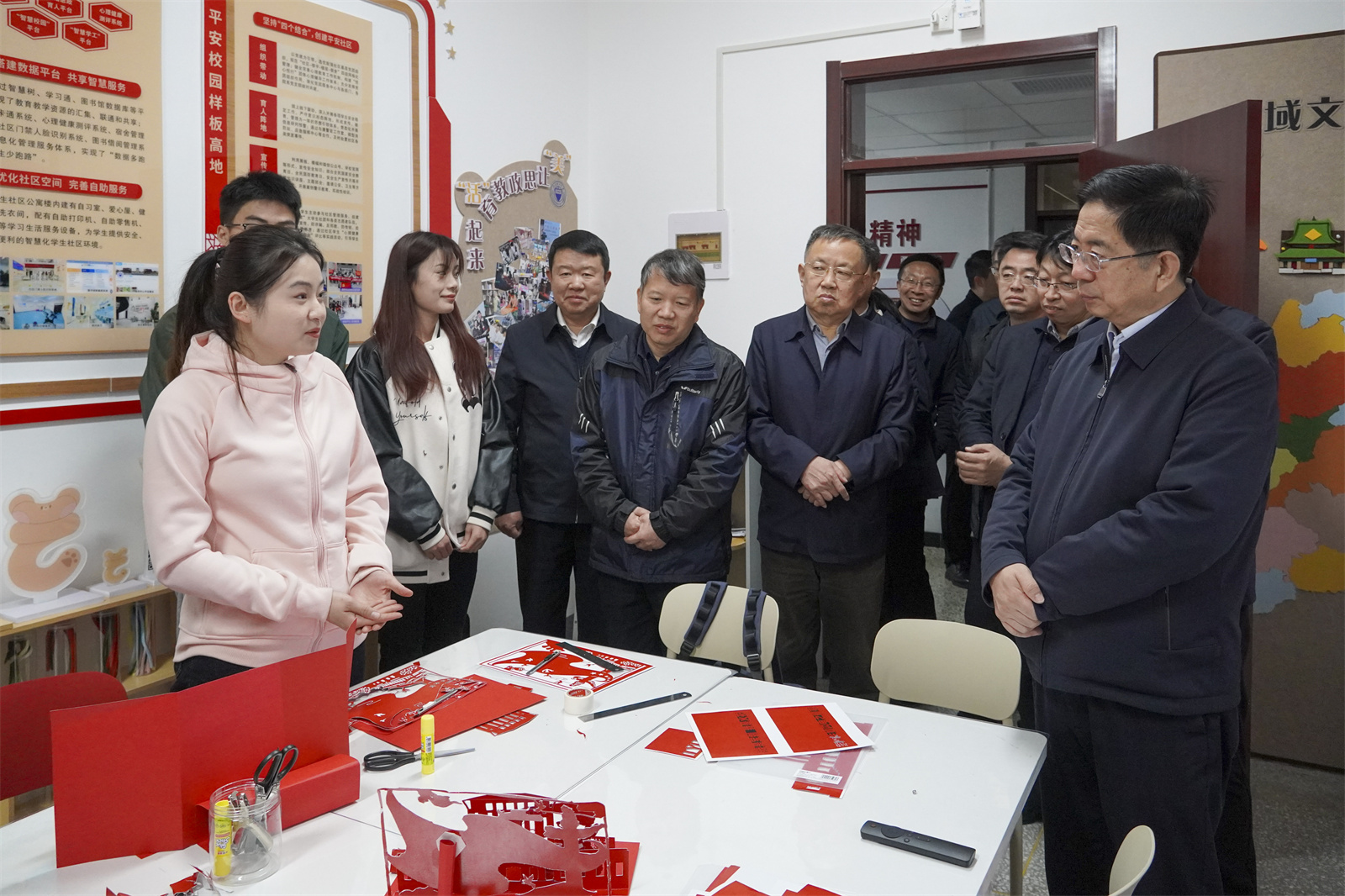 山西省政协党组副书记、副主席张吉...